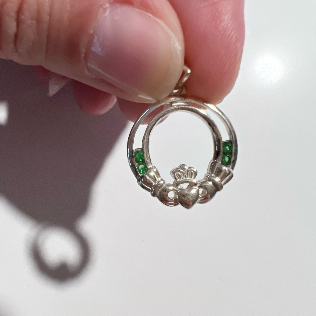 Sterling Silver Emerald Claddagh Pendant